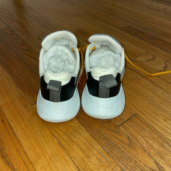 Cole Haan, Zerogrand sneaker size 5 - Picture 6 of 6